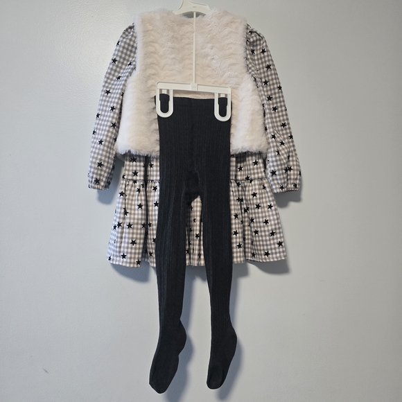 Cat & Jack Gray and White Checkered Star Print 3-Pc Dress, Vest, Tights Size 5T - Picture 5 of 15